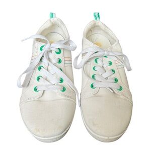 Vionic White and Green Sneakers with Minimalist Design Size 7